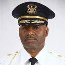 Timothy Johnson als Himself - Flint Chief of Police