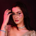 Srishti Jain als Pooja