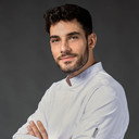 Rafael Kariotakis als Theo