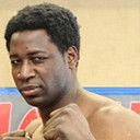 Ray Olubowale als Axeman