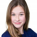 Brenna Piller als Anya Popolovski