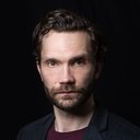 Alex Walton als Fergus