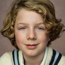 Laurie Shepherd als Max