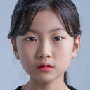 이효비 als Jun-ho's Daughter