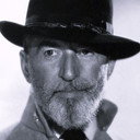 Paul McAllister als Passerby (uncredited)