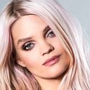 Małgorzata Jamroży als Gaja Hornby