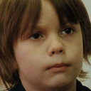 Axel Widegren als Agnes' Little Brother Oskar