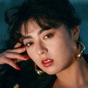 武田久美子 als Naoko, Yoshio's daughter