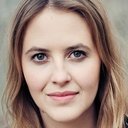 Maximiliane Häcke als Narrator (voice)