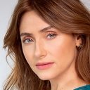 Bruna Guerin als Carla