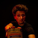 Alexander Peskador als Castellan (uncredited)