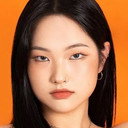 Seon Yoon-kyung als Self