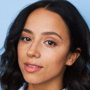 Kiana Madeira als Maritza
