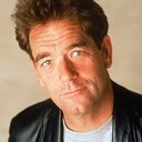 Huey Lewis als Ricky Dean