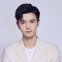 星擇 als Luo Yi