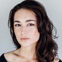 Nicolette Pearse als Ella