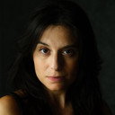 Magaly Teixeira als Teacher Carmen