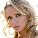 Dannielle Brent als Pixie