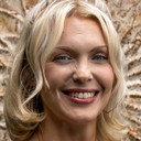 Micaëla Oeste als Soprano