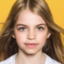 Rhys Olivia Cote als Nine Year Old Braelick Girl