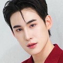 Intouch Kooramasuwan als Ken