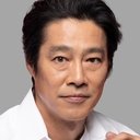 堤真一 als Shinji Hasebe