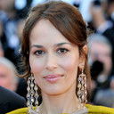 Dolores Chaplin als London Actress