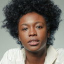 Samira Carvalho als Keira