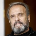 Μηνάς Χατζησάββας als Petros Voliotis