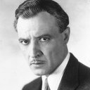 Robert Frazer als Detective Palmer (uncredited)