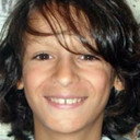 Yann Loubatière als Bola Elek