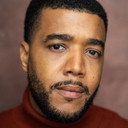 Cedric Dumornay als Chris