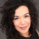 Kena Molina als Hela