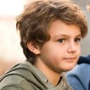 Luis Immanuel Rost als Tom (11 Jahre)