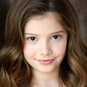 Makenzie Moss als Lisa Brennan (5)