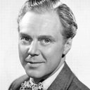 Marius Goring als Colonel John Beaumont