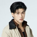 วงศ์รวี นทีธร als Guy