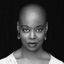 Oni Faida Lampley als Attractive Black Woman