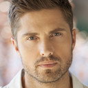 Eric Winter als Josh
