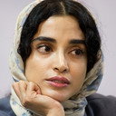 Elahe Hesari als 