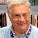Gilles Candar als Self