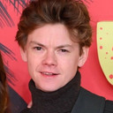 Thomas Brodie-Sangster als Ferb Fletcher (voice)
