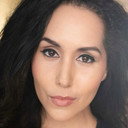 Briana Kennedy als Detective Villanueva