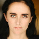 Sophie Howell als Stoner Clerk
