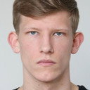 Connor Newall als Jimmy Shite