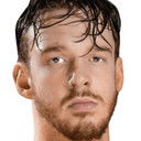 Connor Mills als Connor Mills