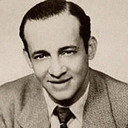 Esy Morales als Orchestra Leader