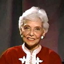 Elda Hartley als Herself / Presenter