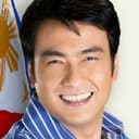 Ramon 'Bong' Revilla Jr. als Armando "Arman" Salvador