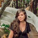 Thiessa Woinbackk als Valentina
